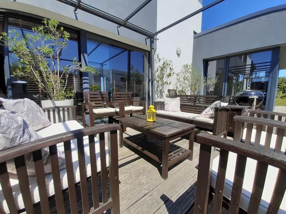 Logement 80 M2 Avec Terrasses Entre Les Deux Abers Лендеда Экстерьер фото